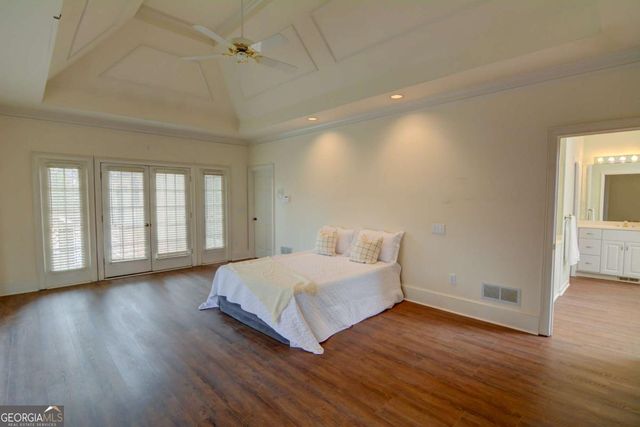 5305 Linnadine Way, Peachtree Corners, GA 30092