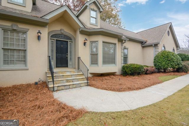 5305 Linnadine Way, Peachtree Corners, GA 30092