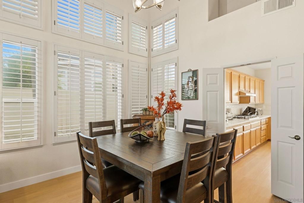 Image 15 of property listing at 5054 Avenida De La Plata, Oceanside, CA 92057
