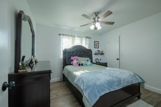 21096 E Weldon Avenue, Sanger, CA 93657