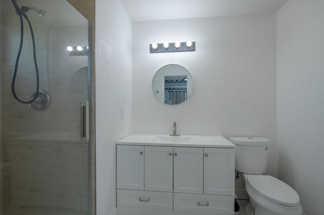 21096 E Weldon Avenue, Sanger, CA 93657