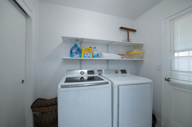 21096 E Weldon Avenue, Sanger, CA 93657