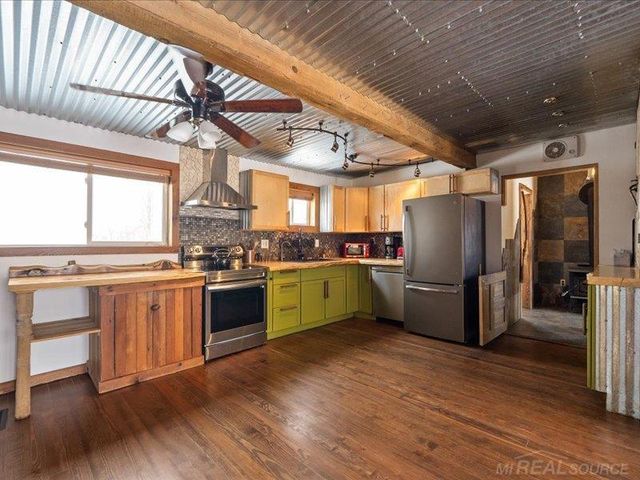 8839 Petz Road, Imlay Twp, MI 48444