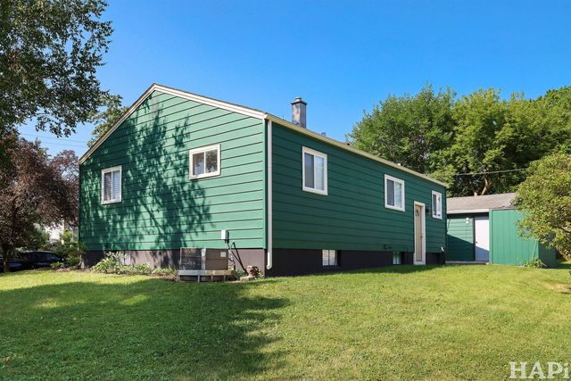 2440 W Cheyenne Road, Waukegan, IL 60087