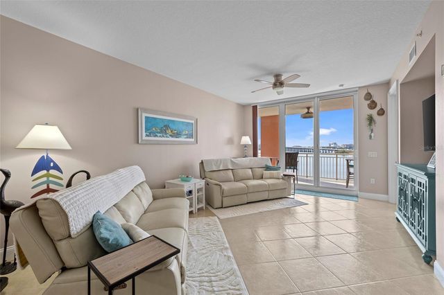 615 RIVIERA DUNES WAY 204, Palmetto, FL 34221