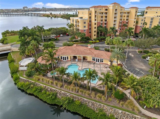 615 RIVIERA DUNES WAY 204, Palmetto, FL 34221