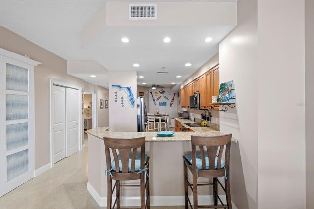 615 RIVIERA DUNES WAY 204, Palmetto, FL 34221