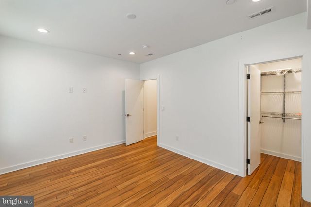 601 MCCLELLAN ST, Philadelphia, PA 19148