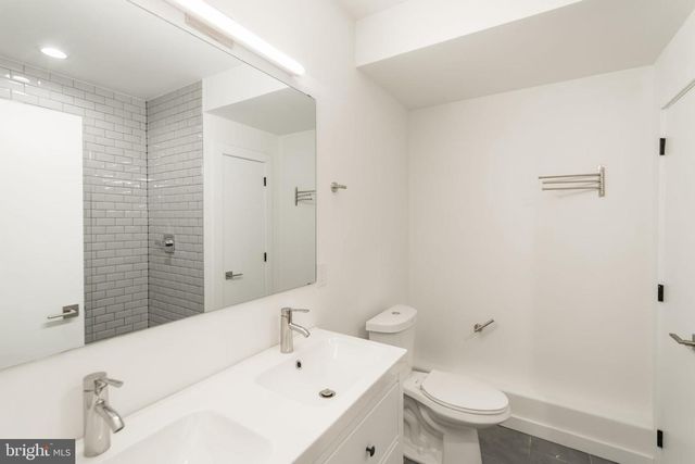 601 MCCLELLAN ST, Philadelphia, PA 19148