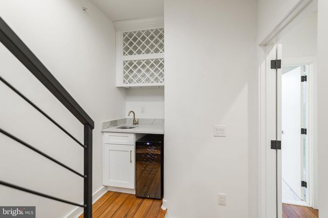 601 MCCLELLAN ST, Philadelphia, PA 19148