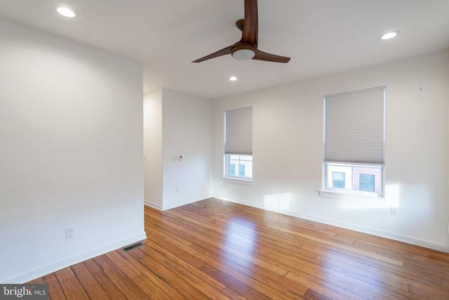 601 MCCLELLAN ST, Philadelphia, PA 19148