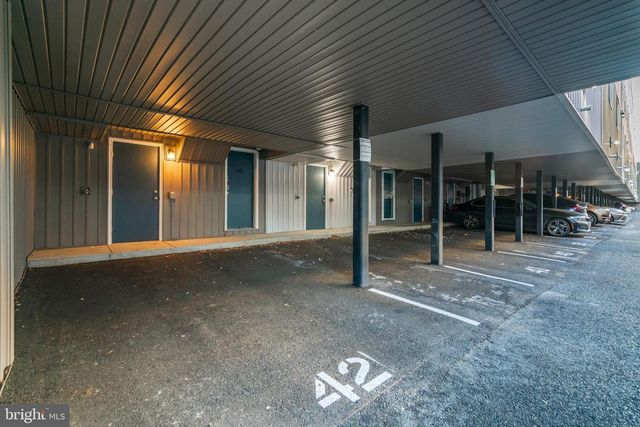 601 MCCLELLAN ST, Philadelphia, PA 19148