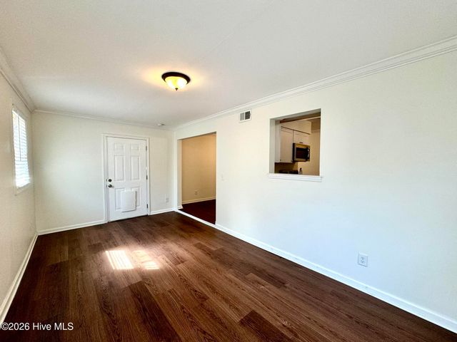 214 Lancaster Road, Wilmington, NC 28409