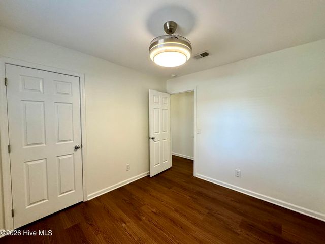 214 Lancaster Road, Wilmington, NC 28409