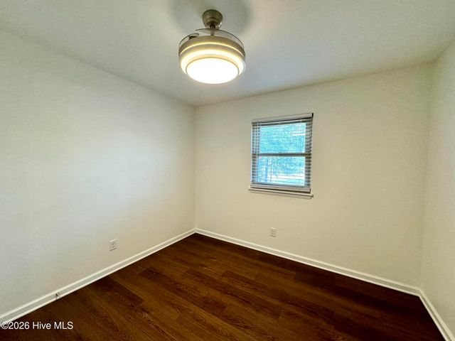 214 Lancaster Road, Wilmington, NC 28409