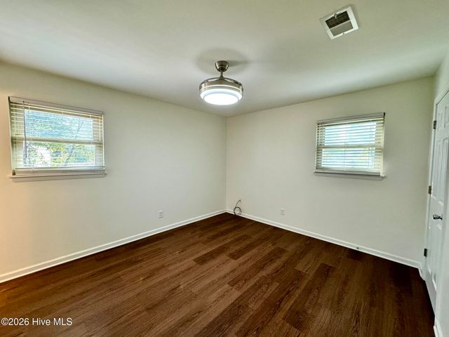 214 Lancaster Road, Wilmington, NC 28409