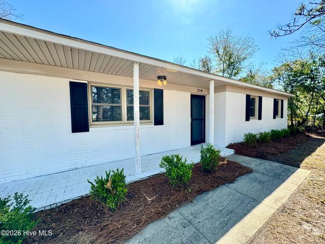 214 Lancaster Road, Wilmington, NC 28409