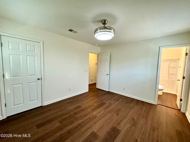 214 Lancaster Road, Wilmington, NC 28409