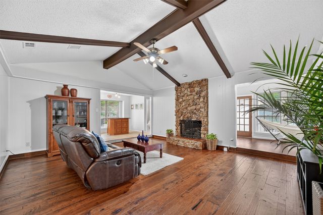 1010 Plateau Drive, Duncanville, TX 75116