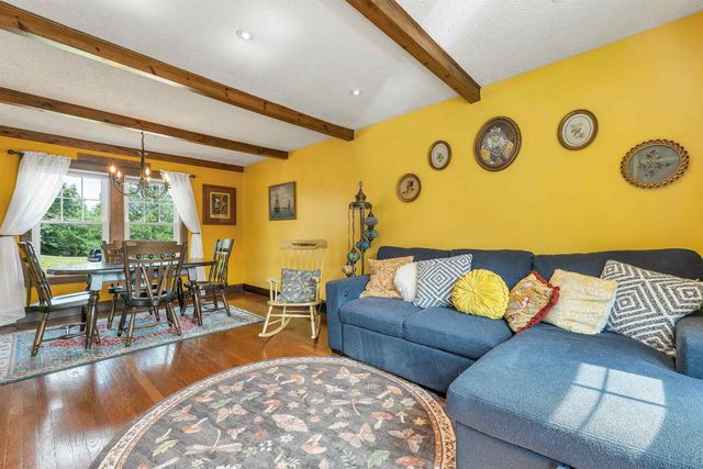 17 Desaulnier Street, Goffstown, NH 03045