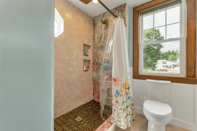 17 Desaulnier Street, Goffstown, NH 03045