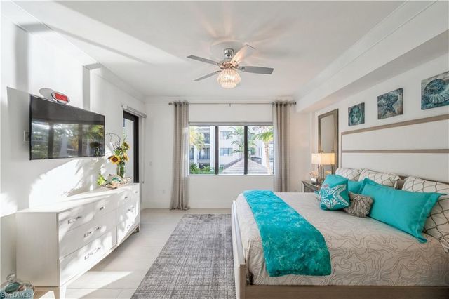 1135 3rd AVE S 304, Naples, FL 34102