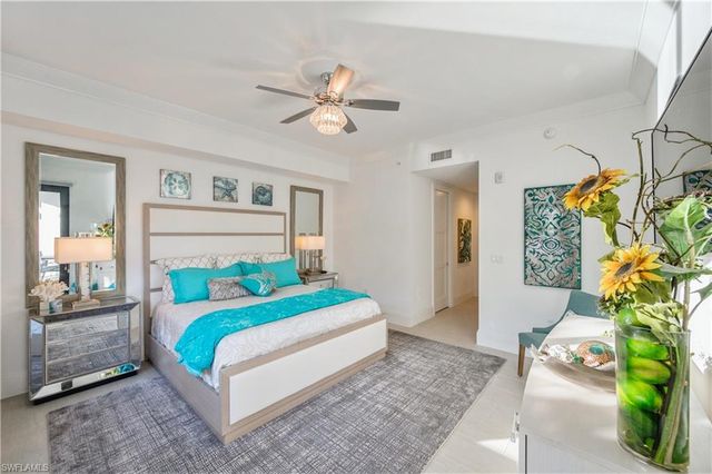 1135 3rd AVE S 304, Naples, FL 34102