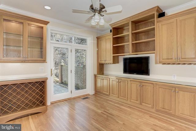 3911 IVY TERRACE CT NW, Washington, DC 20007