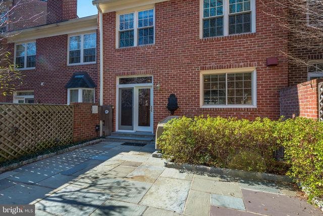 3911 IVY TERRACE CT NW, Washington, DC 20007