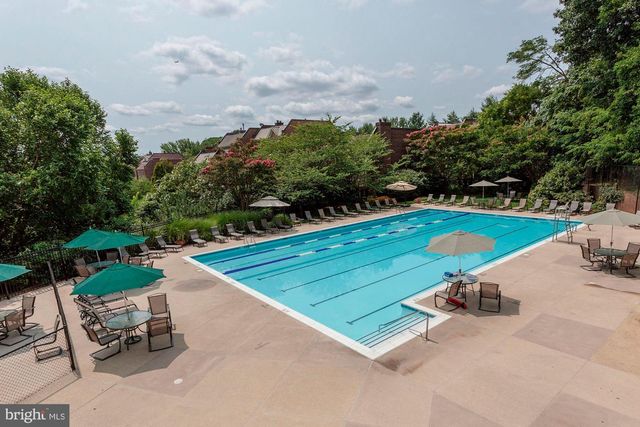 3911 IVY TERRACE CT NW, Washington, DC 20007