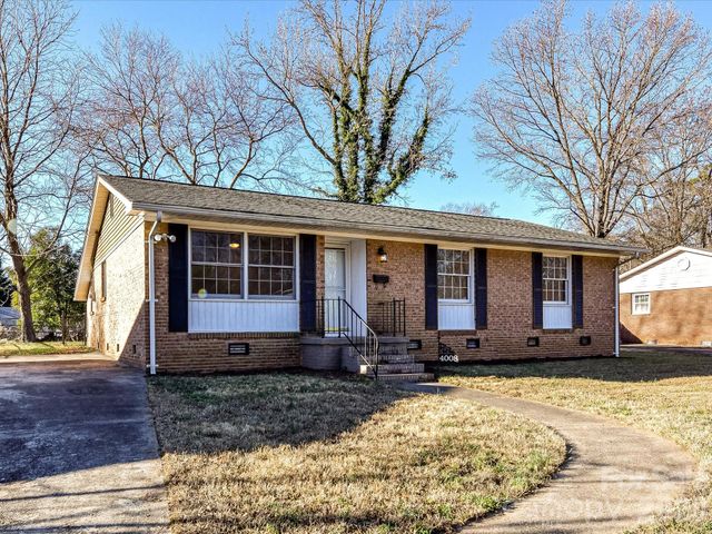 4008 Dunwoody Drive, Charlotte, NC 28215