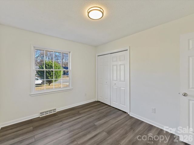 4008 Dunwoody Drive, Charlotte, NC 28215