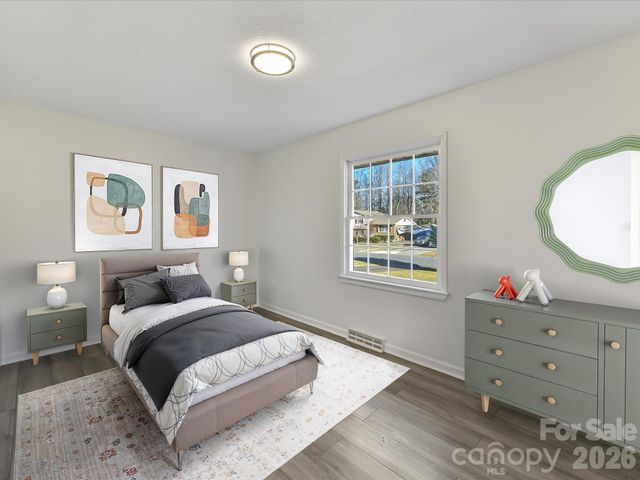 4008 Dunwoody Drive, Charlotte, NC 28215