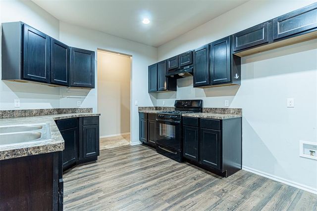 13233 Bridgewater Drive, Piedmont, OK 73078