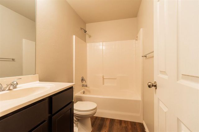 13233 Bridgewater Drive, Piedmont, OK 73078