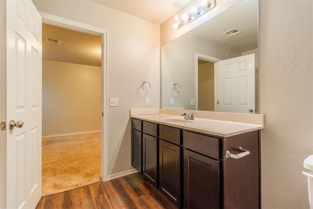 13233 Bridgewater Drive, Piedmont, OK 73078