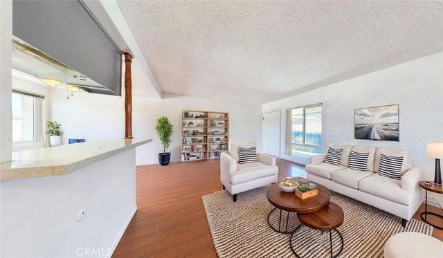 1208 S Marengo Ave APT Q, Alhambra, CA 91803
