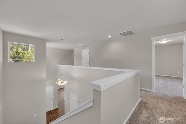 2142 S 263rd Street, Des Moines, WA 98198