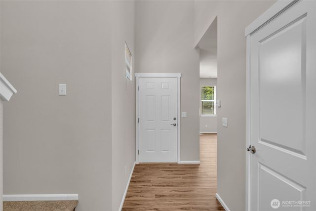 2142 S 263rd Street, Des Moines, WA 98198