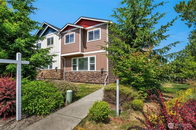 2142 S 263rd Street, Des Moines, WA 98198