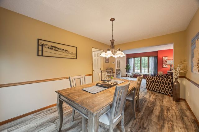 1948 NW 88th Court, Clive, IA 50325