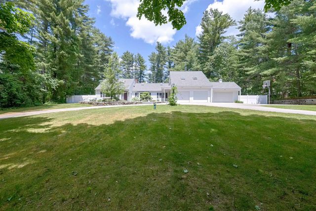 15 Pinewood Drive, Amherst, NH 03031