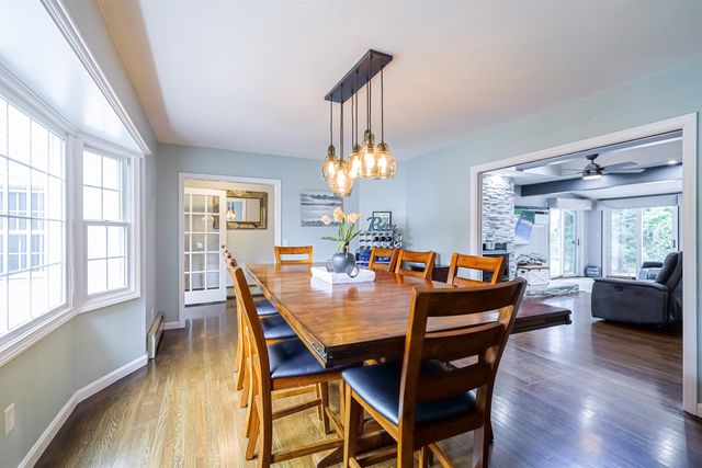 15 Pinewood Drive, Amherst, NH 03031