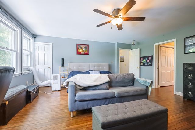 15 Pinewood Drive, Amherst, NH 03031