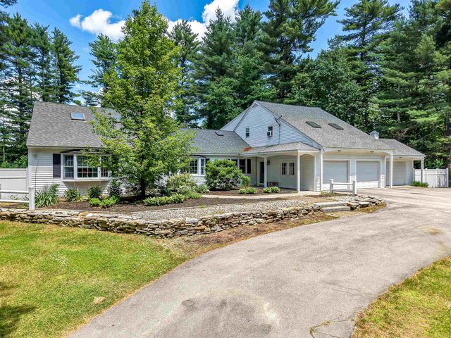 15 Pinewood Drive, Amherst, NH 03031