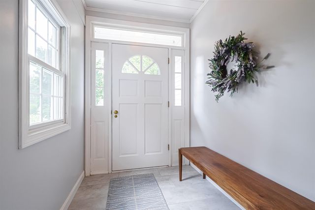 15 Pinewood Drive, Amherst, NH 03031