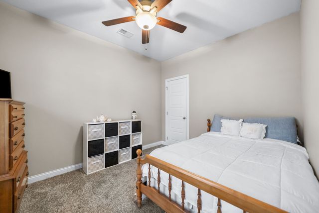 210A Texas Ave, Oak Grove, KY 42262