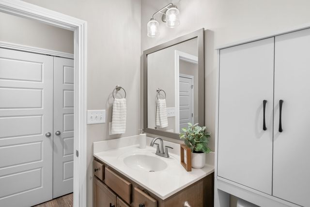 210A Texas Ave, Oak Grove, KY 42262