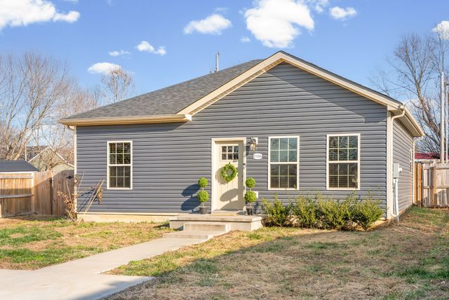 210A Texas Ave, Oak Grove, KY 42262