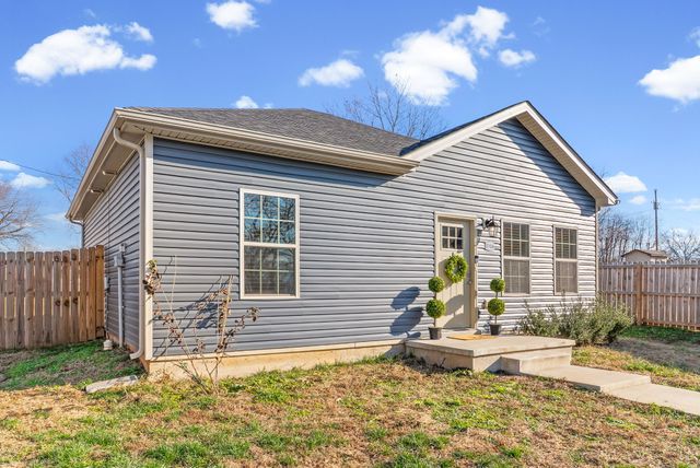 210A Texas Ave, Oak Grove, KY 42262